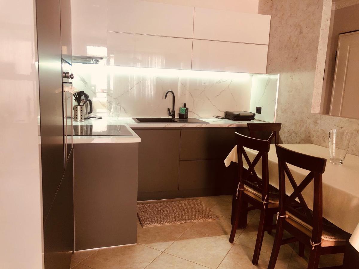 Laureta Central Apartment Tirana Eksteriør billede